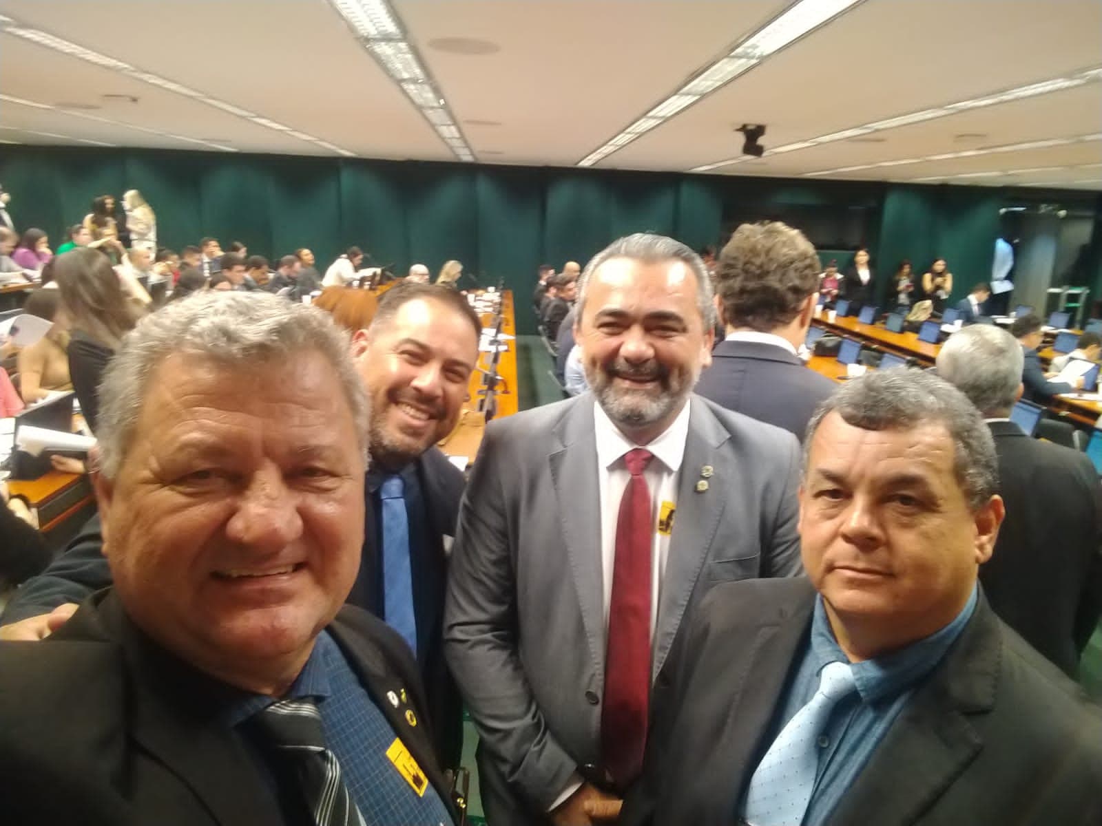 CRECI-MT PARTICIPA DE ENCONTRO POR AGILIDADE DO PL CONTRA EXERCÍCIO ILEGAL DA PROFISSÃO